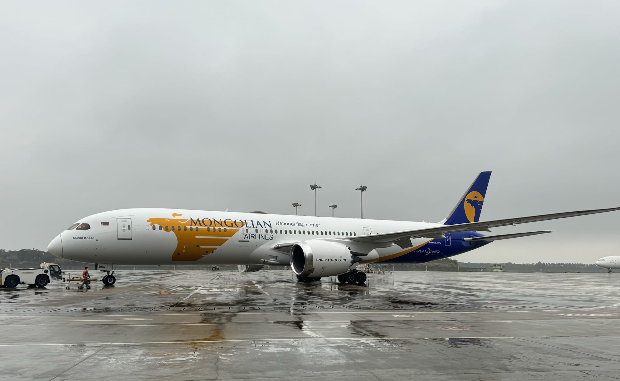 Component support for MIAT Mongolian Airlines Boeing 787 fleet