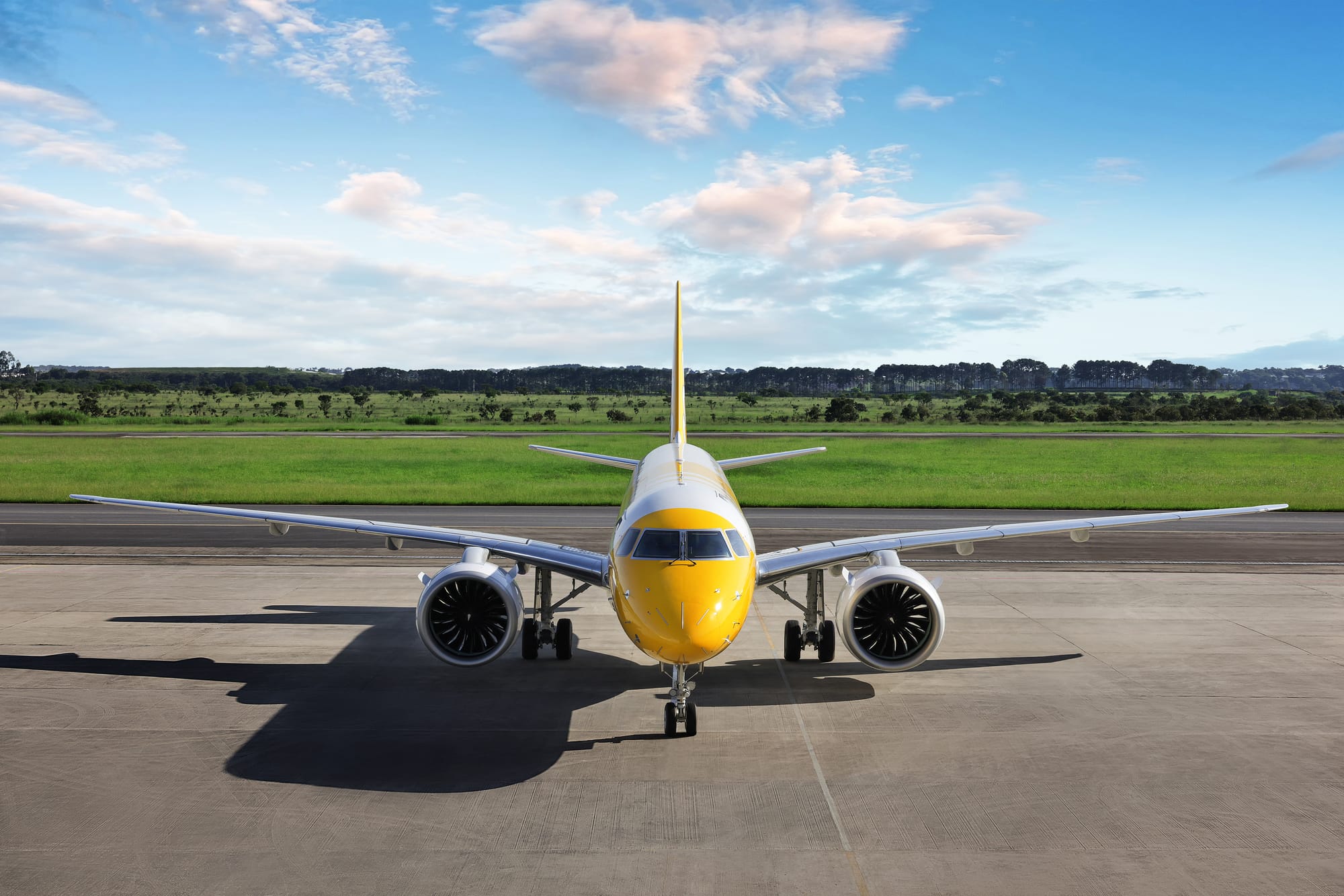 Azorra delivers first Embraer E190-E2 aircraft to Scoot