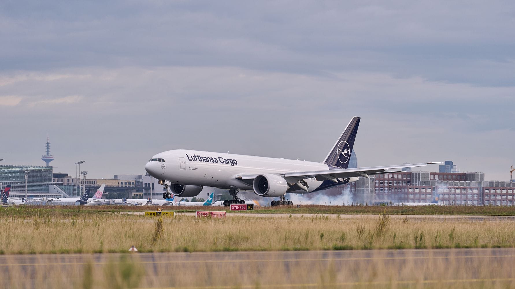 Lufthansa Cargo welcomes new freighter aircraft in Frankfurt