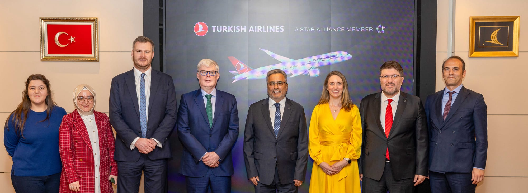 SMBC Aviation Capital signs lease agreements with Turkish Airlines for 5 Airbus A321neos